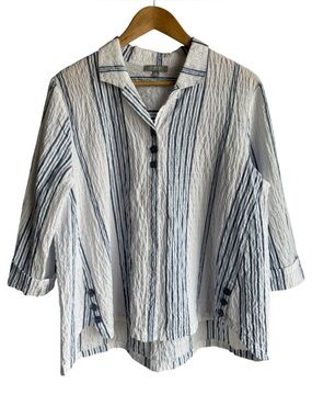 Habitat Breezy Striped Summer Top Medium Relaxed Fit 3/4 Sleeve Shirt White Blue